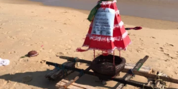 யாழில் பரபரப்பை ஏற்ப்படுத்திய மர்ம பொருள்!