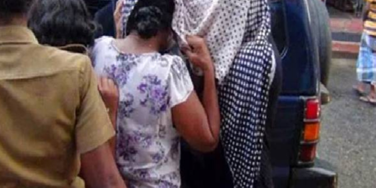 கொழும்பில் இரகசியமாக இயங்கி வந்த விடுதிகள் முற்றுகை!