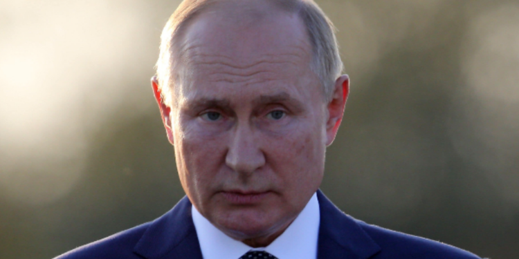 ஜனாதிபதி தேர்தலில் விளாடிமிர் புடின் அமோக வெற்றி