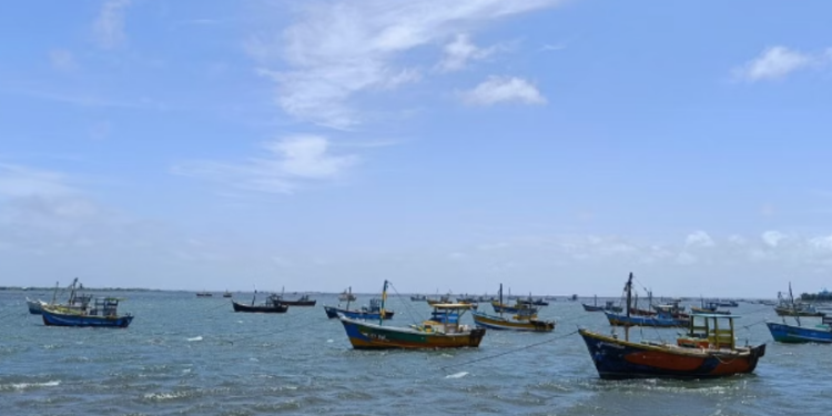 இந்திய கடற்றொழிலாளர்களை கண்காணிக்க புதிய திட்டம்