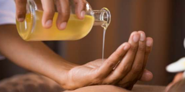 கடமை நேரத்தில்  மசாஜ் நிலையத்திற்கு சென்ற பொலிஸ் உத்தியோகஸ்தர்