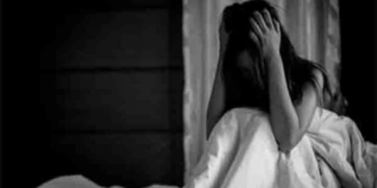 பாடசாலை மாணவியை  துஷ்பிரயோகம் செய்த ஆசிரியருக்கு விளக்கமறியல்!