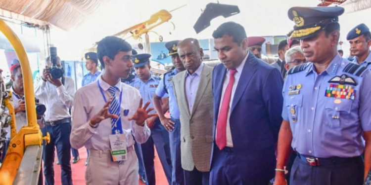 இலங்கை விமானப் படையில் சேர ஆர்வம் காட்டும் யாழ் இளைஞர்கள்