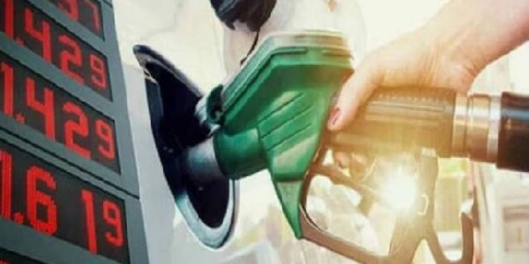 நள்ளிரவு முதல் எரிபொருட்களின் விலை அதிகரிப்பு!