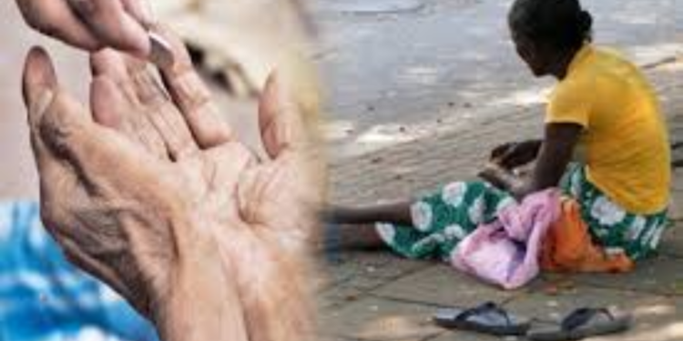 இலங்கையில் யாசகம் பெறுபவர்களின்  எண்ணிக்கை அதிகரிப்பு!