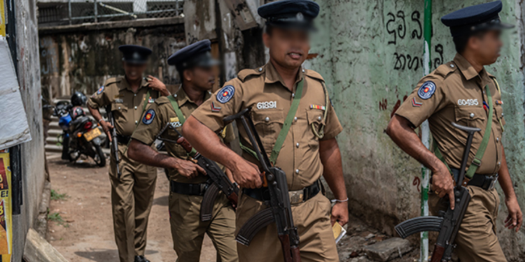 புதையல் தோண்டிய  13 பேர் கைது!