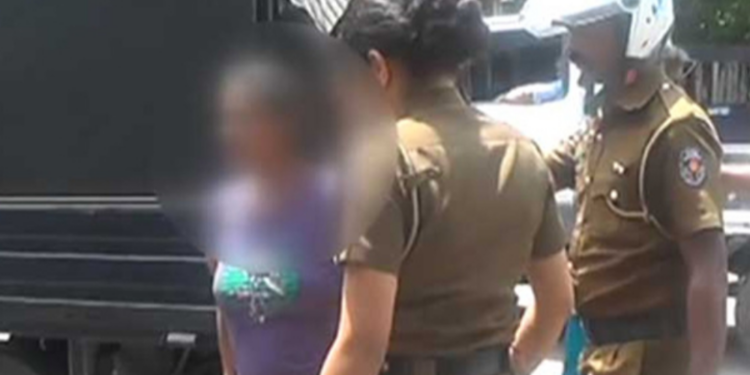 யாழில் வெளிநாட்டிற்கு அனுப்புவதாக பண மோசடியில் ஈடுபட்ட பெண் கைது!