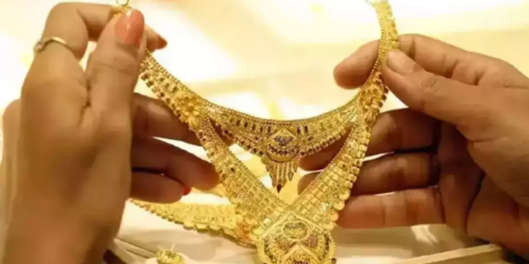 மகிழ்ச்சியை ஏற்ப்படுத்திய தங்கத்தின் விலை!