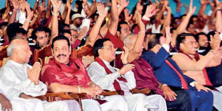 ராஜபக்சர்கள் மீது கடும் குற்றச்சாட்டு கோபத்தில் கொந்தளிக்கும் நாமல்!