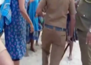 தமிழர் பகுதியில் விசேட அதிரடிப் படையினரின் சோதனையில் சிக்கிய பெண்கள்!