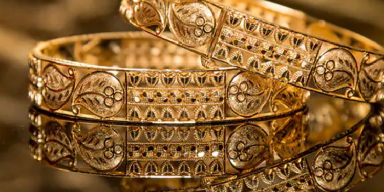 உலக சந்தையில் வீழ்ச்சியடைந்த தங்கம்!