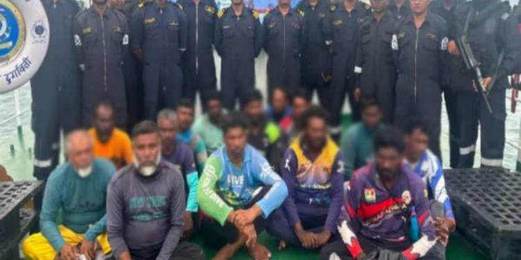 இந்திய கடற்பரப்பில் கைதான இலங்கையர்கள்!