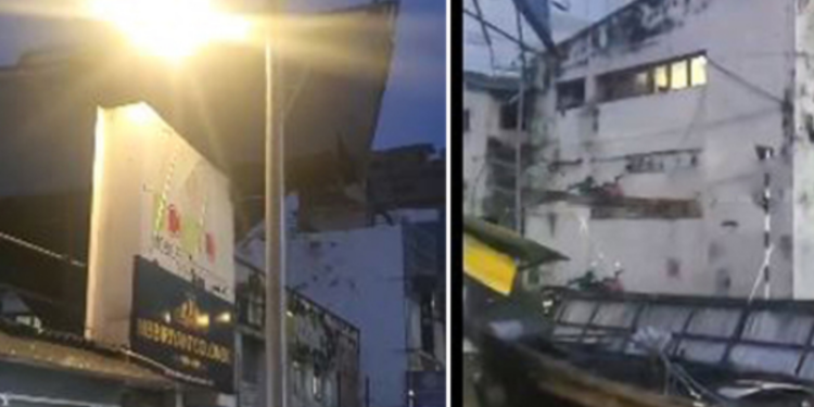 கொழும்பில் சரிந்து வீழ்ந்த விளம்பர பலகை!