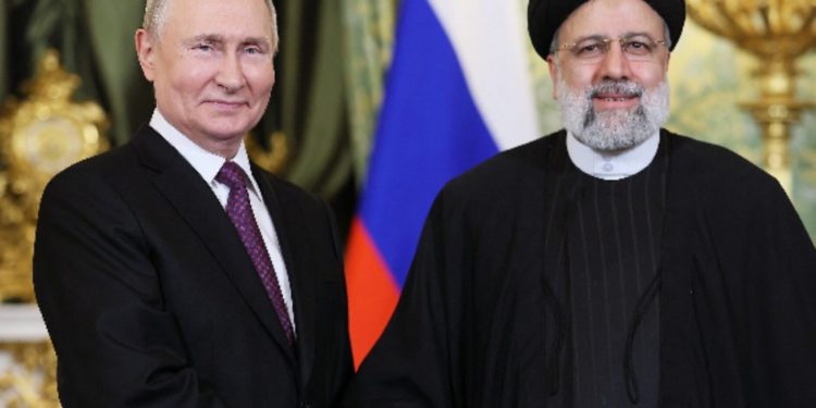 ஈரானிய ஜனாதிபதியின் இறுதி சடங்கில் பங்கேற்க செல்லும் புடின்