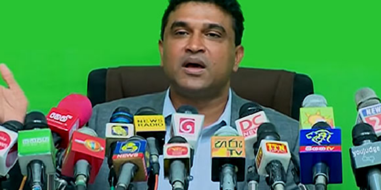 நாடாளுமன்ற உறுப்பினர் நளின் பண்டார பயணித்த வாகனம் விபத்திற்குள்ளானது!