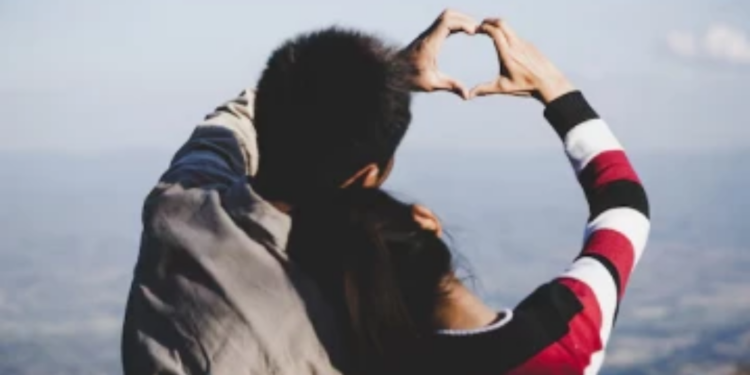 தலை மறைவாகியிருந்த பதின்ம வயது காதலர்கள் கைது!