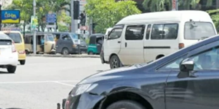 கோர விபத்தில் ஒரே குடும்பத்தை சேர்ந்த மூவர் பலி!