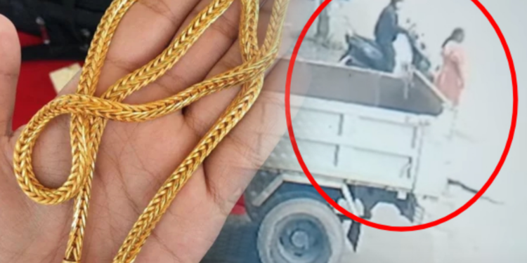 பட்டப்பகலில் வீதியில் காத்திருந்த பெண்ணிற்கு நிகழ்ந்த சோகம் !