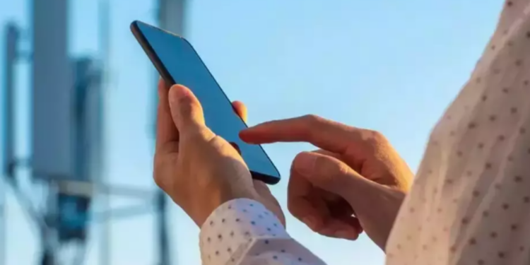 தவறான காணொளிகளை வெளிநாட்டு நிறுவனத்திற்கு விற்பனை செய்த தம்பதியினர்!