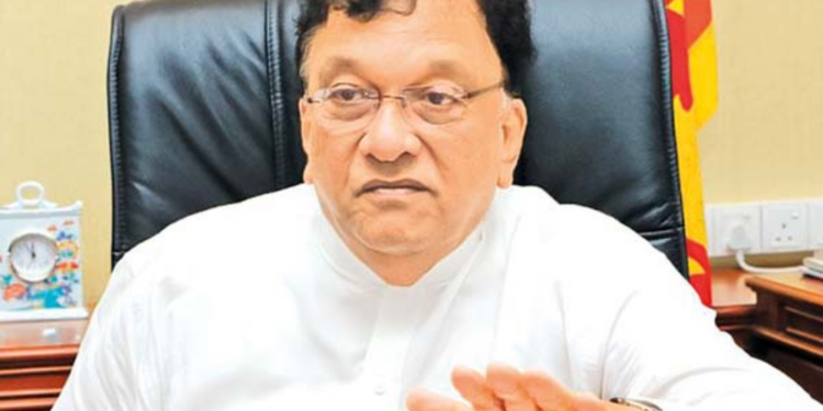 மத்திய வங்கி அதிகாரிகள் பதவி விலக வேண்டும்!