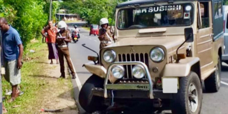 தாயையும் சேயையும் மோதிய ஜீப் வண்டி!