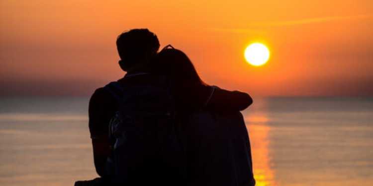 காதலால் ஏற்ப்பட்ட தராறில் 17 வயது மாணவன் வைத்தியசாலையில்!