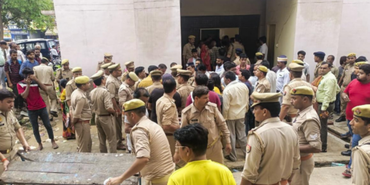 இந்தியாவில் மத நிகழ்வில் சிக்கி பலியானோரின் எண்ணிக்கை அதிகரிப்பு!