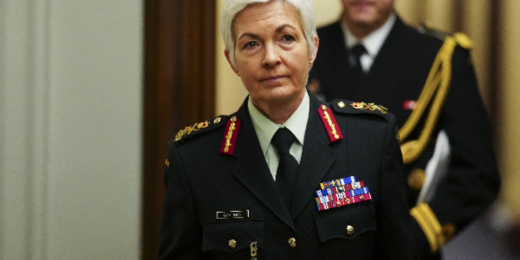 கனடாவில் முதன்முறையாக இராணுவ தளபதியாக பெண் நியமனம்!