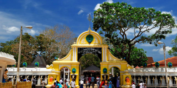 கதிர்காம கந்தனின் வருடாந்த மகோற்சவ பெருவிழா ஆரம்பம்!