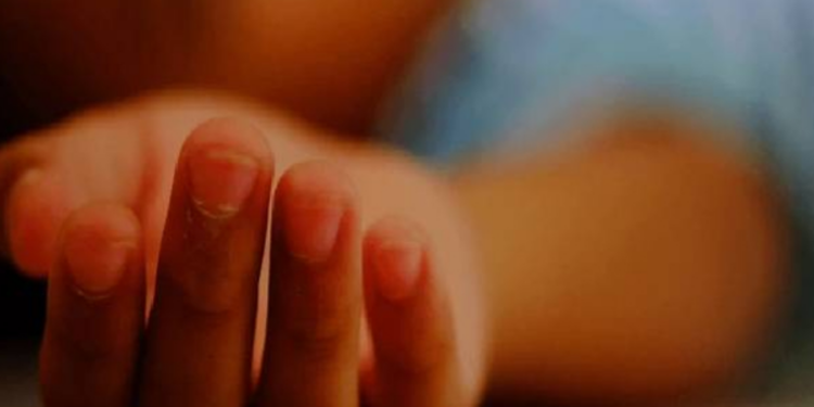 நீர்க் குழியில் விழுந்து உயிரிழந்த குழந்தை!