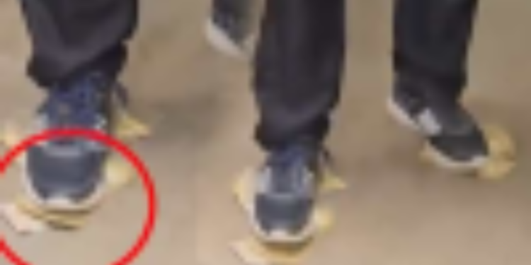 யாழில் காசை காலால் மிதித்த தொழிலதிபர் நீதின்றம் பிறப்பித்த உத்தரவு!