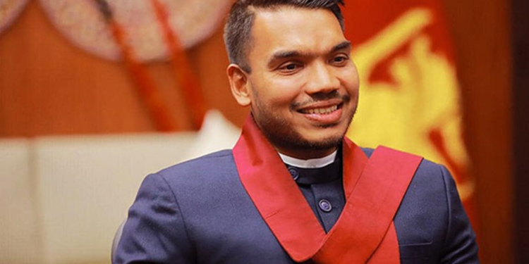 ஆனந்த் அம்பானியின் திருமணத்தில் கலந்து கொள்ள செல்லும் நாமல்!