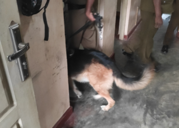 மட்டக்களப்பில் மோப்ப நாயுடன் களமிறங்கிய பொலிசார்!