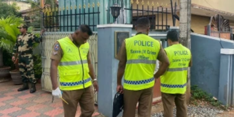 யாழ் வீடொன்றில் மர்மமான முறையில் மீட்க்கப்பட்ட சடலம்!