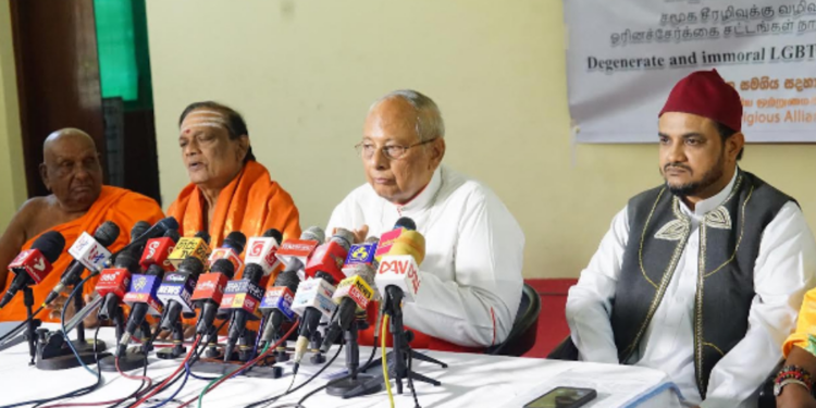 ஒழுக்கக்கேடான ஓரினச்சேர்க்கை சட்டங்கள்!