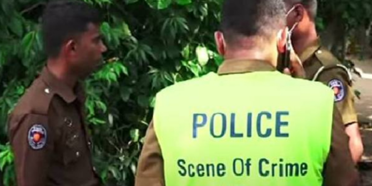 வெளிநாட்டில் கணவன் உள்ள நிலையில் தமிழர் பகுதியில் சடலமாக மீட்கப்பட்ட இளம் குடும்ப பெண்!