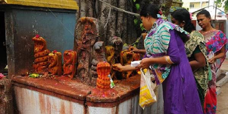 குலம் காக்க நாக பஞ்சமி வழிபாடு