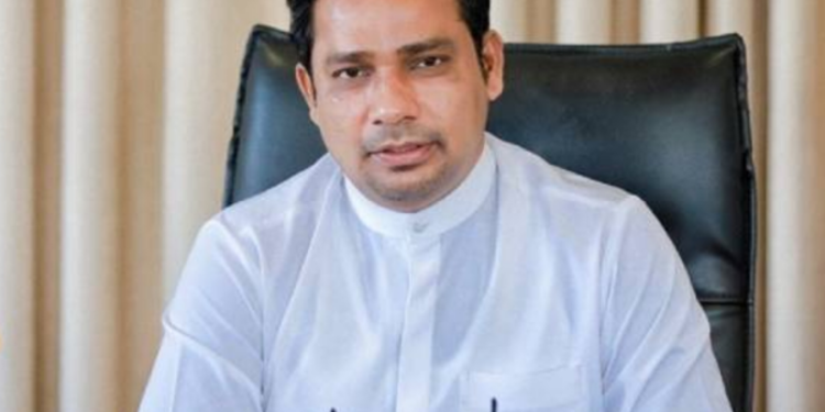 வியாழேந்திரனின் செயலாளர்கள் கைது!