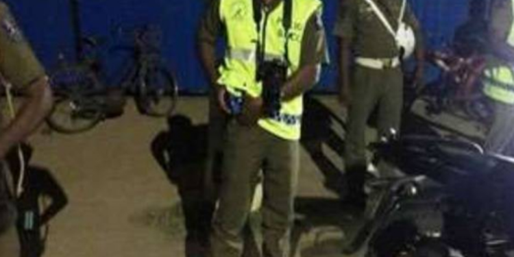 யாழில் தனிமையில் இருந்த பெண் மீது மர்ம நபர்கள் தாக்குதல்!