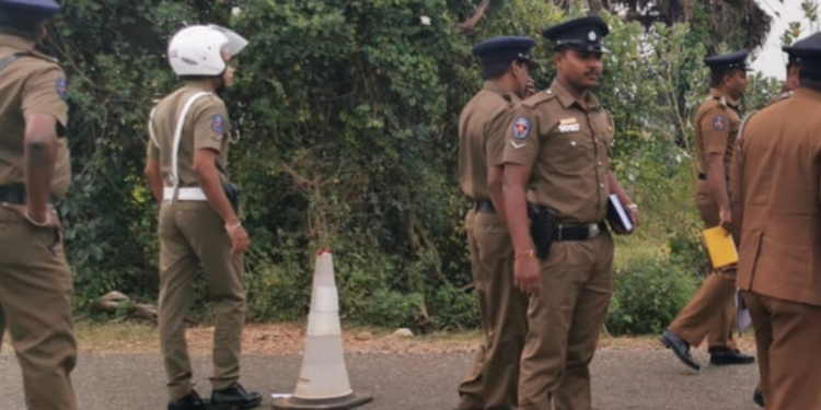 நபர் ஒருவர் கூரிய ஆயுதத்தால் தாக்கி கொலை!