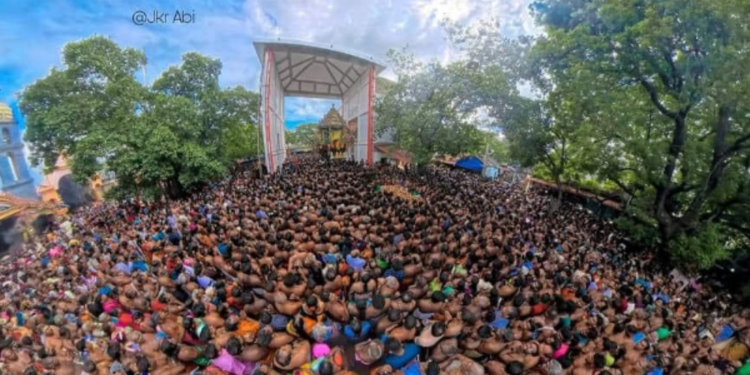 செல்வச் சந்நிதி ஆலயத்தில் குவிந்த பக்தர் கூட்டம்!