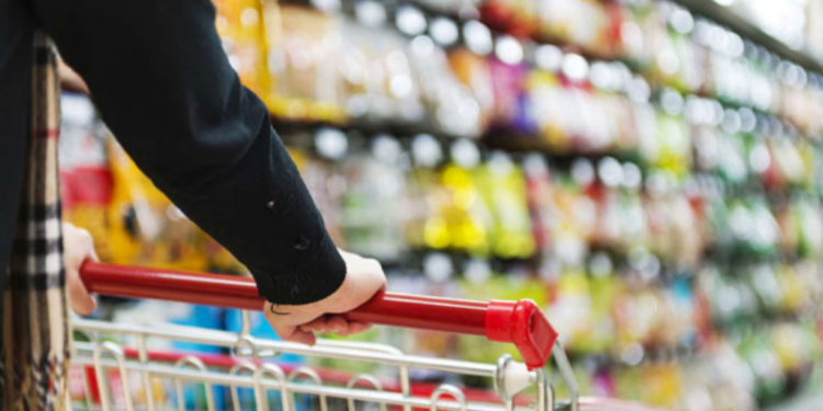 பல்பொருள் அங்காடியில் மோசடியில் ஈடுபட்ட பெண் மருத்துவர்