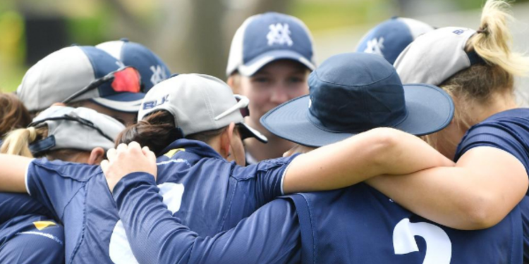 இலங்கையின் முன்னாள் கிரிக்கெட் வீரருக்கு எதிராக குற்றச்சாட்டு !
