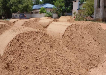 கிளிநொச்சியில் சட்டவிரோத மணல் வியாபாரத்திற்கு எதிராக நடவடிக்கை!