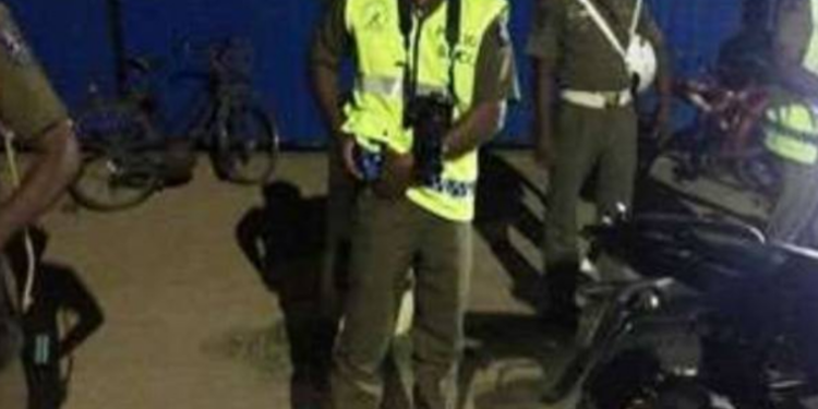 மனைவியை கொன்று விட்டு விபரீத முடிவெடுத்த கணவன்