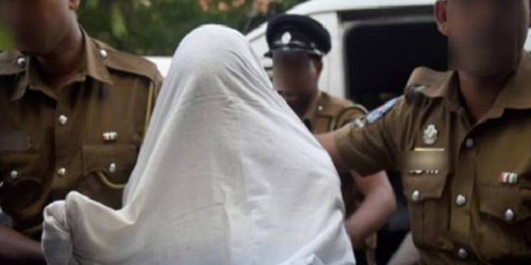 கட்டுநாயக்க விமான நிலையத்தில் இளம் பெண் அதிரடி கைது!