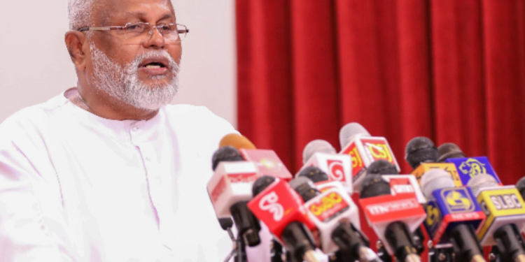 தமிழ் தேசிய கட்சிகள் குழப்பவாதிகள் மக்களையும் குழப்புகின்றனர்!