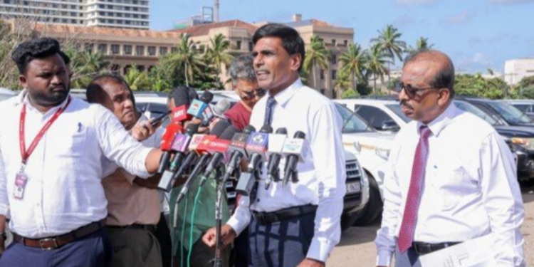 காலிமுகத்திடலில் நிறுத்தப்பட்ட வாகனங்கள் தொடர்பில் ஜனாதிபதி பிறப்பித்துள்ள உத்தரவு!