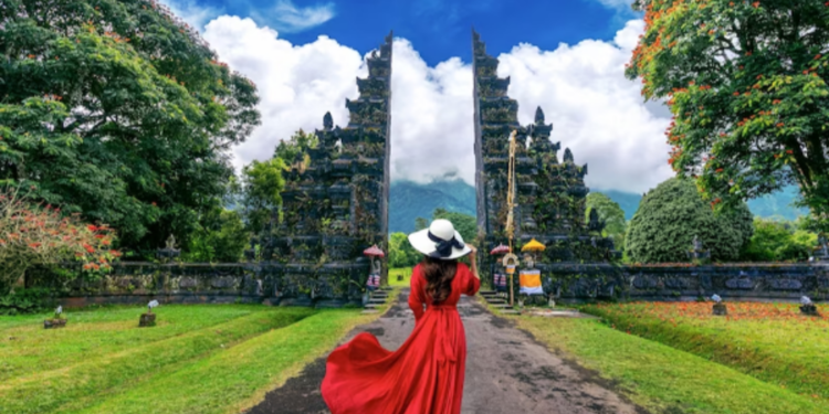 சுற்றுலா அமைச்சின்  தலைவர்கள் இராஜினாமா