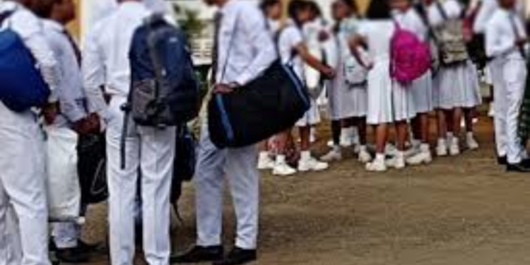 பாடசாலை கொண்டாட்டங்களுக்கு கட்டணம் அறவிட தடை! வெளியான சுற்றறிக்கை!